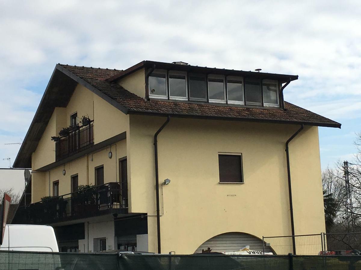 Il Turista Villa Pavia Bagian luar foto